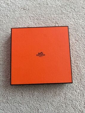 Authentic Hermes Small Gift Box - approx 7 x 6.5 inches